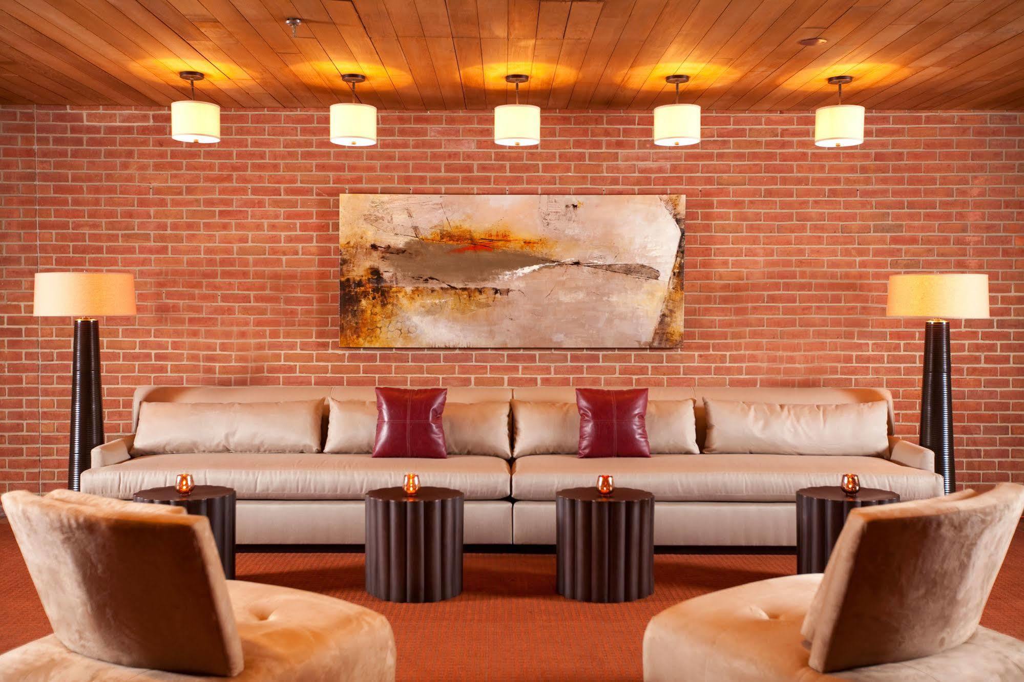 Chubb Hotel & Conference Center Lafayette Hill Bagian luar foto