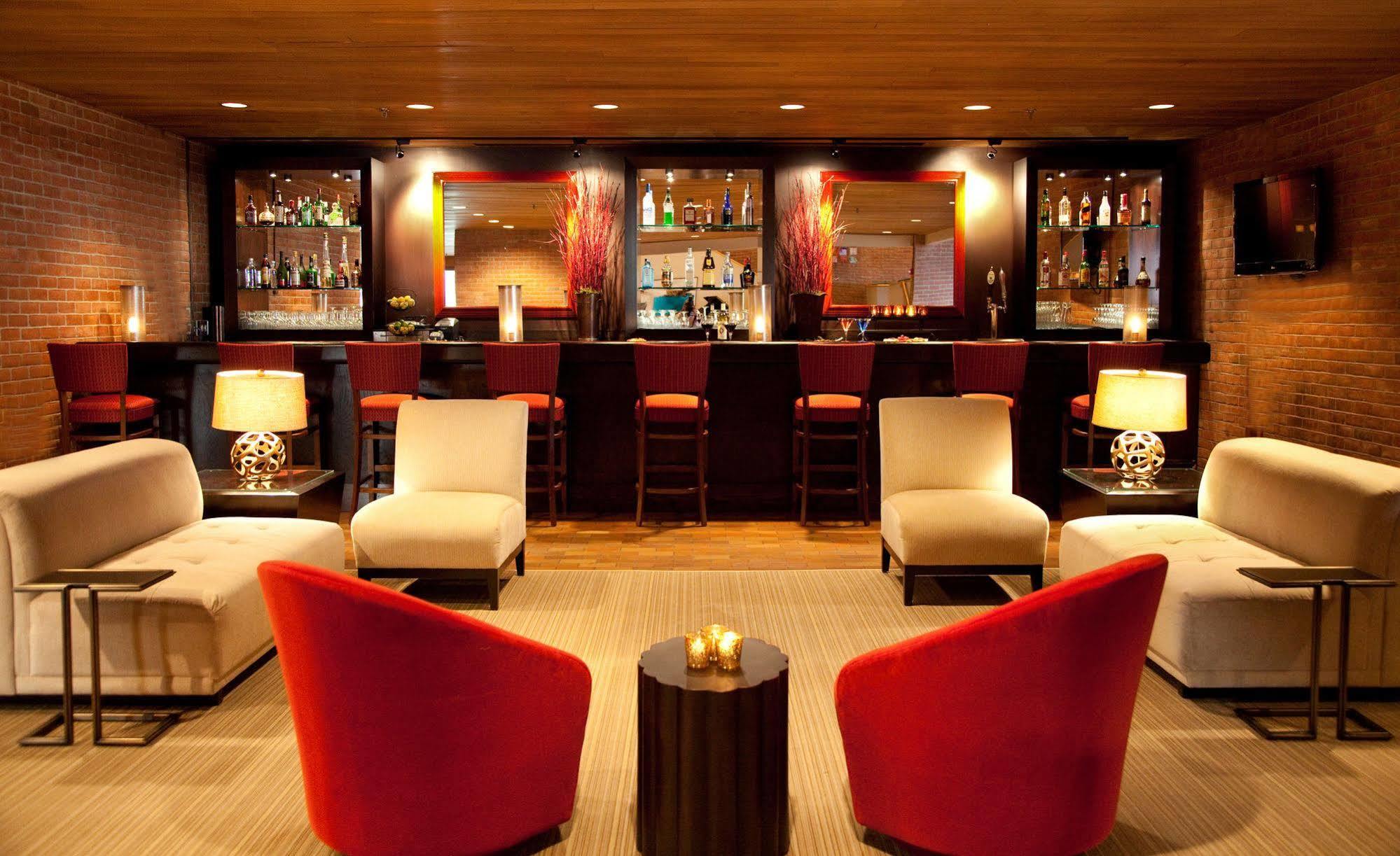 Chubb Hotel & Conference Center Lafayette Hill Bagian luar foto