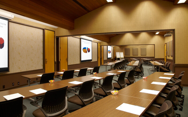 Chubb Hotel & Conference Center Lafayette Hill Bagian luar foto