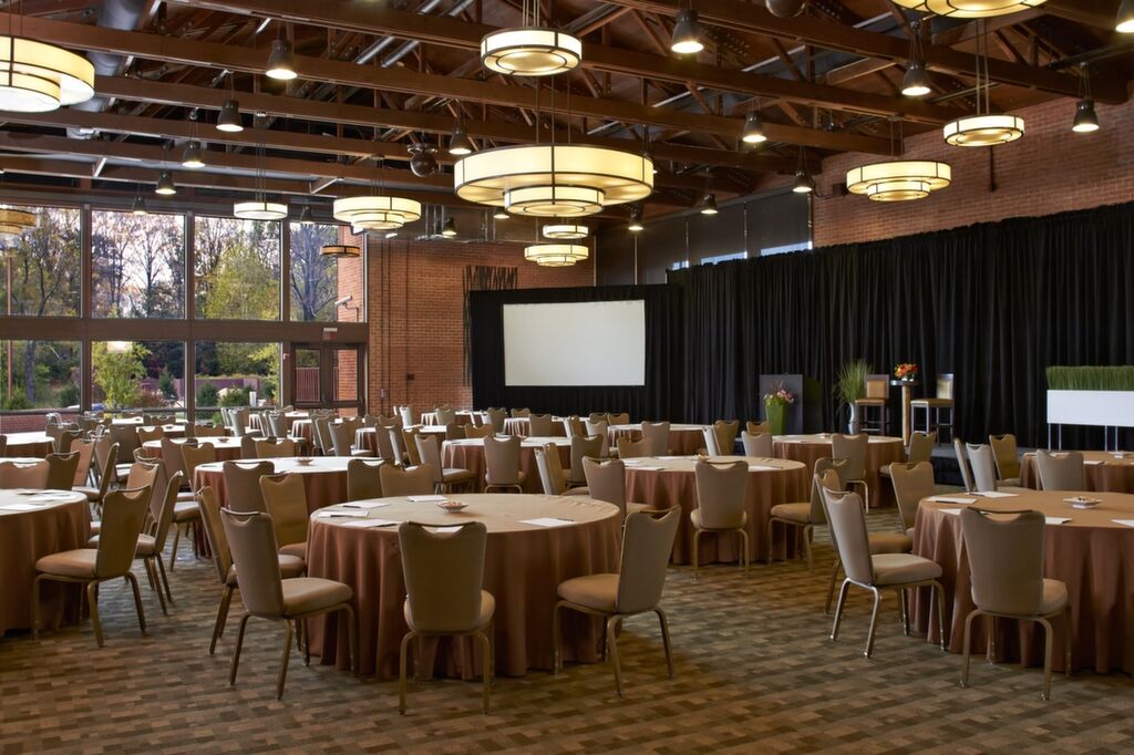 Chubb Hotel & Conference Center Lafayette Hill Bagian luar foto